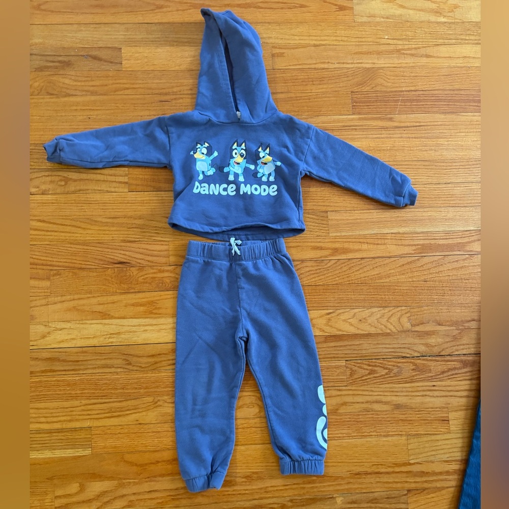 Bluey Dance Mode Matching Set
